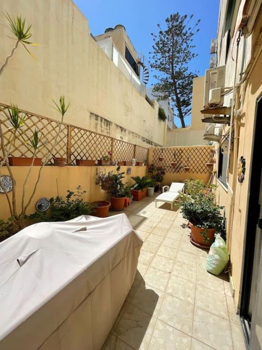 Lovely, Modern, Bright Maisonette. Heart Of Sliema Ngoại thất bức ảnh